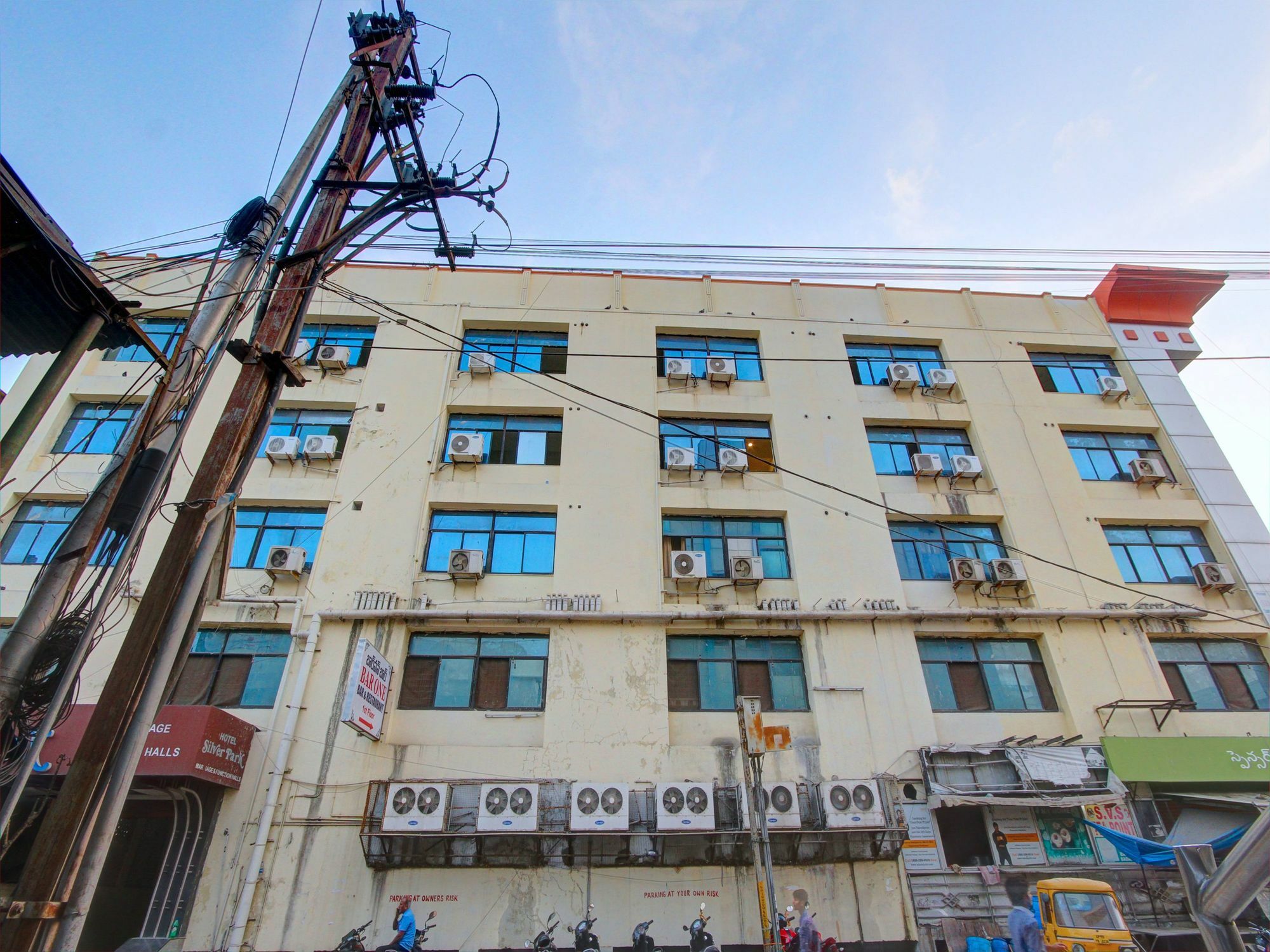Super Townhouse Ameerpet Balkampet Road Hyderabad Luaran gambar